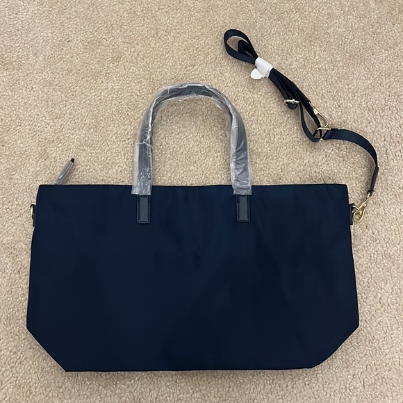 NWT Estée Lauder Carryall Tote Bag - Navy Blue with Red Tassel - Picture 3 of 5